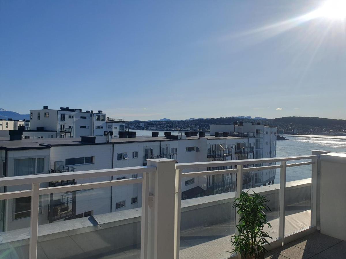 Top Apartment 特罗姆瑟 外观 照片